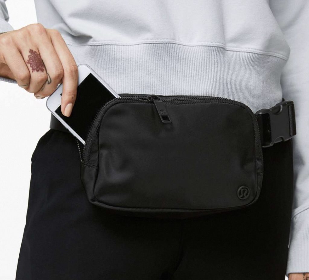 lululemon fanny pack