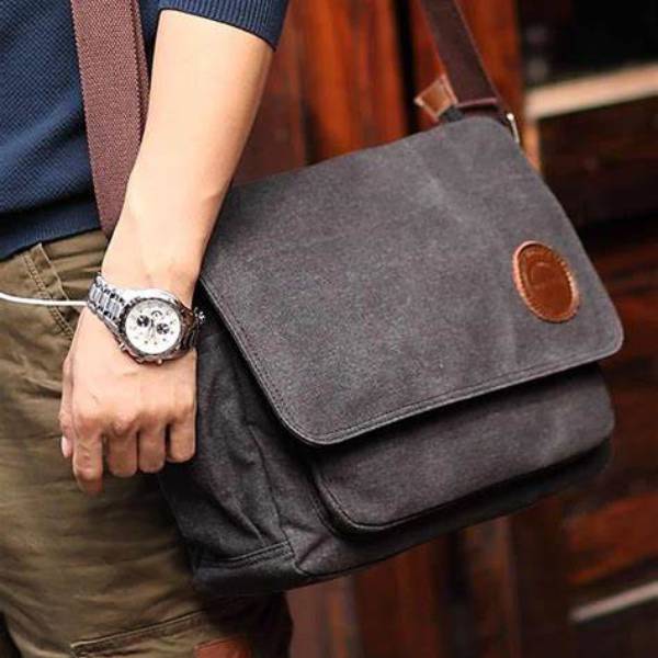 canvas messenger bag