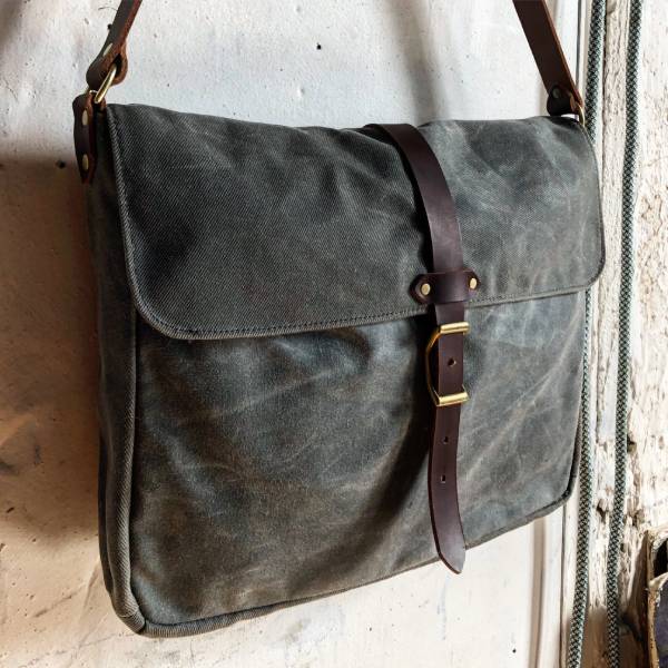 canvas messenger bag