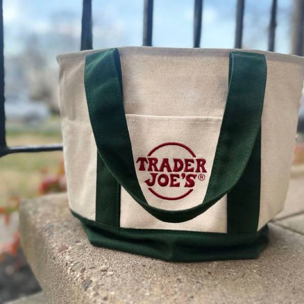 trader joe's tote bag