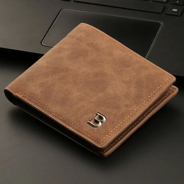 Men’s Minimalist Wallet: A Seamless Blend of Style and Utility