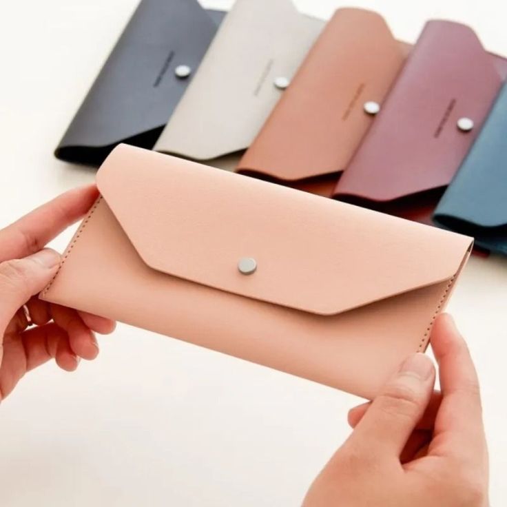 envelope wallet