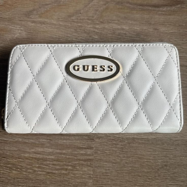 guess wallet